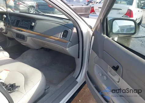 1997 Ford Crown Victoria Lx z USA, uszkodzony, nr VIN 2FALP74WXVX103635